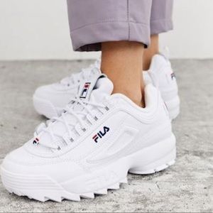 NWT Fila Disruptor Sz 6